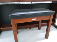 Load image into Gallery viewer, Yamaha Clavinova CLP-860 Digital Piano and stool in mahogany stock # 22143
