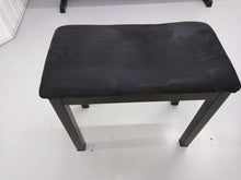 Load image into Gallery viewer, Yamaha Arius YDP-162 Digital Piano satin black, clavinova keyboard stock # 22141