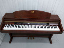 Load image into Gallery viewer, YAMAHA CLAVINOVA CLP-950 Digital Piano in mahogany stock nr 22161