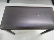 Load image into Gallery viewer, Yamaha Clavinova CLP-820 Digital Piano and stool weighted keys stock nr 22162