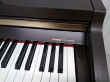 Load image into Gallery viewer, Yamaha Clavinova CLP-920 Digital Piano in rosewood, weighted keys stock nr 22170