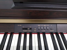 Load image into Gallery viewer, Yamaha Clavinova CLP-920 Digital Piano in rosewood, weighted keys stock nr 22170