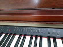 Load image into Gallery viewer, YAMAHA CLAVINOVA CLP-950 Digital Piano in mahogany with stool stock nr 22223