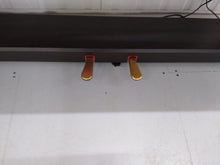 Load image into Gallery viewer, Yamaha Clavinova CLP-820 Digital Piano in rosewood stock nr 22212