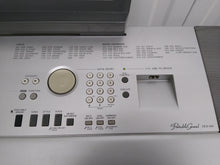 Load image into Gallery viewer, Yamaha DGX-640 portable grand piano keyboard arranger with 3 pedals stock #22214