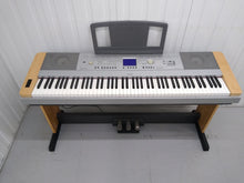 Load image into Gallery viewer, Yamaha DGX-640 portable grand piano keyboard arranger with 3 pedals stock #22214