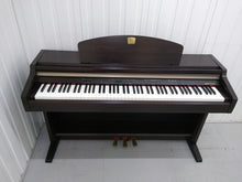 Load image into Gallery viewer, YAMAHA CLAVINOVA CLP-930 Digital Piano in rosewood, weighted keys stock nr 22217