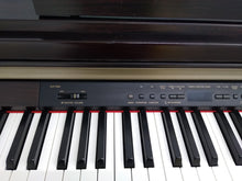 Load image into Gallery viewer, YAMAHA CLAVINOVA CLP-930 Digital Piano in rosewood, weighted keys stock nr 22217