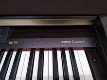 Load image into Gallery viewer, Yamaha Clavinova CLP-970 Digital Piano Full Size 88 keys 3 pedals stock nr 22226