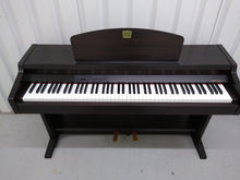 Load image into Gallery viewer, Yamaha Clavinova CLP-910 Digital Piano in rosewood, weighted keys stock nr 22230