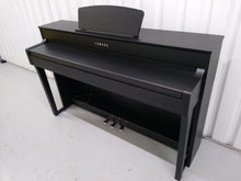 Load image into Gallery viewer, Yamaha Clavinova CLP-635 CLP-635B Digital Piano in satin black stock # 22228