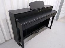 Load image into Gallery viewer, Yamaha Clavinova CLP-635 CLP-635B Digital Piano in satin black stock # 22228