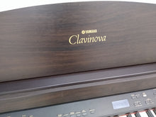 Load image into Gallery viewer, Yamaha Clavinova CLP-820 Digital Piano in rosewood weighted keys stock nr 22256