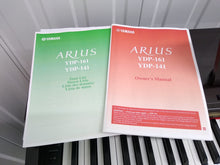 Load image into Gallery viewer, Yamaha Arius YDP-161 Digital Piano in rosewood- clavinova keyboard stock # 22267