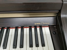 Load image into Gallery viewer, Yamaha Clavinova CLP-920 Digital Piano in rosewood, weighted keys stock nr 22278