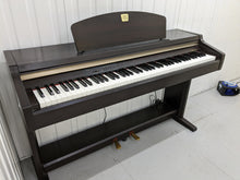 Load image into Gallery viewer, Yamaha Clavinova CLP-920 Digital Piano in rosewood, weighted keys stock nr 22278