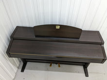 Load image into Gallery viewer, Yamaha Clavinova CLP-920 Digital Piano in rosewood, weighted keys stock nr 22278