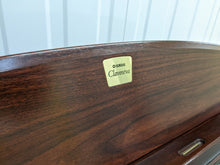 Load image into Gallery viewer, Yamaha Clavinova CLP-150 Digital Piano with stool in mahogany stock nr 22332