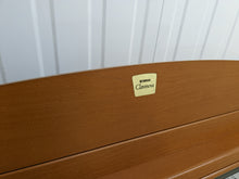 Load image into Gallery viewer, Yamaha Clavinova CLP-230 Digital Piano in cherry wood + stool stock nr 22336