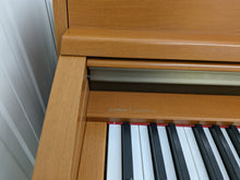 Load image into Gallery viewer, Yamaha Clavinova CLP-230 Digital Piano in cherry wood + stool stock nr 22336