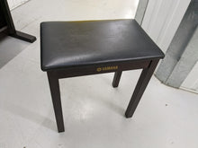 Load image into Gallery viewer, Yamaha Clavinova YDP-223 Digital Piano Full Size 88 keys 3 pedals stock nr 22344