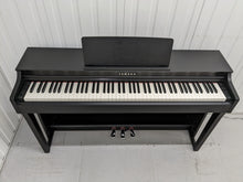 Load image into Gallery viewer, Yamaha clavinova CLP-625 digital piano in satin black colour stock # 22340