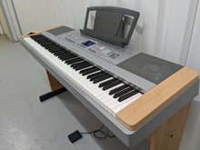 Load image into Gallery viewer, Yamaha DGX-640 88 Key Weighted Keys Portable Grand, stand 3 pedals stock # 22369