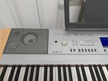 Load image into Gallery viewer, Yamaha DGX-640 88 Key Weighted Keys Portable Grand, stand 3 pedals stock # 22369