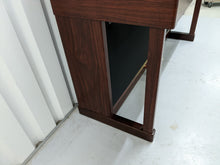 Load image into Gallery viewer, Yamaha Clavinova CLP-170 Digital Piano with stool in mahogany stock nr 22373