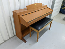 Load image into Gallery viewer, Yamaha Clavinova CLP-240 Digital Piano + stool cherry / light oak, stock nr 22375
