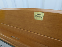 Load image into Gallery viewer, Yamaha Clavinova CLP-240 Digital Piano + stool cherry / light oak, stock nr 22375