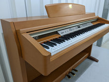 Load image into Gallery viewer, Yamaha Clavinova CLP-240 Digital Piano + stool cherry / light oak, stock nr 22375