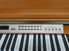 Load image into Gallery viewer, Yamaha Clavinova CLP-240 Digital Piano + stool cherry / light oak, stock nr 22375
