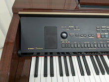 Load image into Gallery viewer, YAMAHA CLAVINOVA CVP-309PM DIGITAL PIANO + STOOL IN GLOSSY MAHOGANY stock 22371