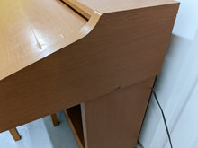 Load image into Gallery viewer, Yamaha Clavinova CVP-204 in cherry wood with matching stool. stock nr 22395