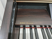 Load image into Gallery viewer, Yamaha Clavinova CVP-203 Digital Piano arranger Full Size 88 keys stock nr 22402