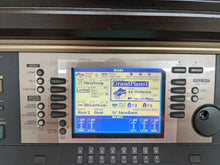 Load image into Gallery viewer, Yamaha Clavinova CVP-203 Digital Piano arranger Full Size 88 keys stock nr 22402