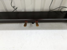 Load image into Gallery viewer, Yamaha Clavinova CLP-920 Digital Piano in rosewood, weighted keys stock nr 22433