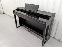 Load image into Gallery viewer, Yamaha Clavinova CLP-525PE digital piano in glossy black ebony stock # 22427