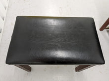 Load image into Gallery viewer, YAMAHA CLAVINOVA CLP-270 DIGITAL PIANO + STOOL IN MAHOGANY stock nr 22429