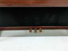 Load image into Gallery viewer, YAMAHA CLAVINOVA CLP-270 DIGITAL PIANO + STOOL IN MAHOGANY stock nr 22429
