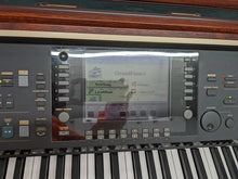 Load image into Gallery viewer, YAMAHA CLAVINOVA CVP-307 DIGITAL PIANO + STOOL IN MAHOGANY stock 22428