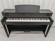 Load image into Gallery viewer, Yamaha Clavinova CLP-545 in satin black with stool. stock nr 22426