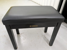 Load image into Gallery viewer, Yamaha Clavinova CLP-545PE in Polished Ebony glossy black. stock nr 22425