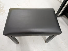 Load image into Gallery viewer, Yamaha Clavinova CLP-545PE in Polished Ebony glossy black. stock nr 22425