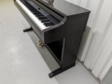 Load image into Gallery viewer, Yamaha Clavinova CLP-860 Digital Piano in rosewood finish stock # 22469