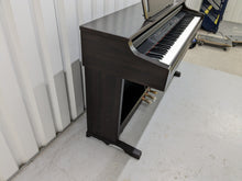 Load image into Gallery viewer, Yamaha Clavinova CLP-860 Digital Piano in rosewood finish stock # 22469
