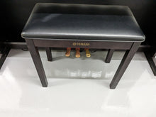 Load image into Gallery viewer, Yamaha Arius YDP-161 Digital Piano in rosewood clavinova keyboard stock # 22484