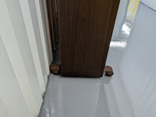 Load image into Gallery viewer, Yamaha E110N Upright Acoustic piano (1999) in dark rosewood stock #22483