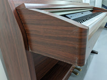 Load image into Gallery viewer, Yamaha Clavinova CLP-230 Digital Piano in mahogany finish stock nr 23018
